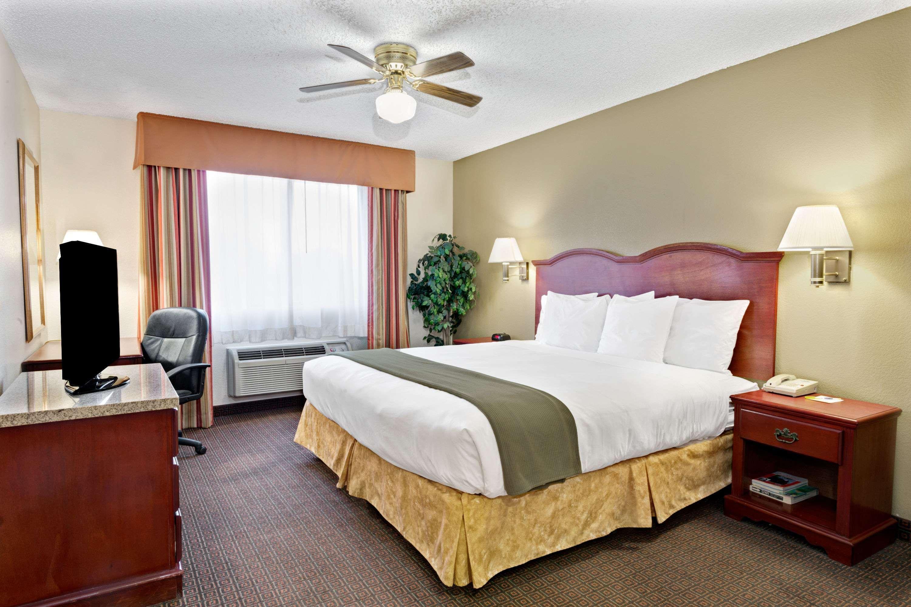 Days Inn By Wyndham Bernalillo Extérieur photo